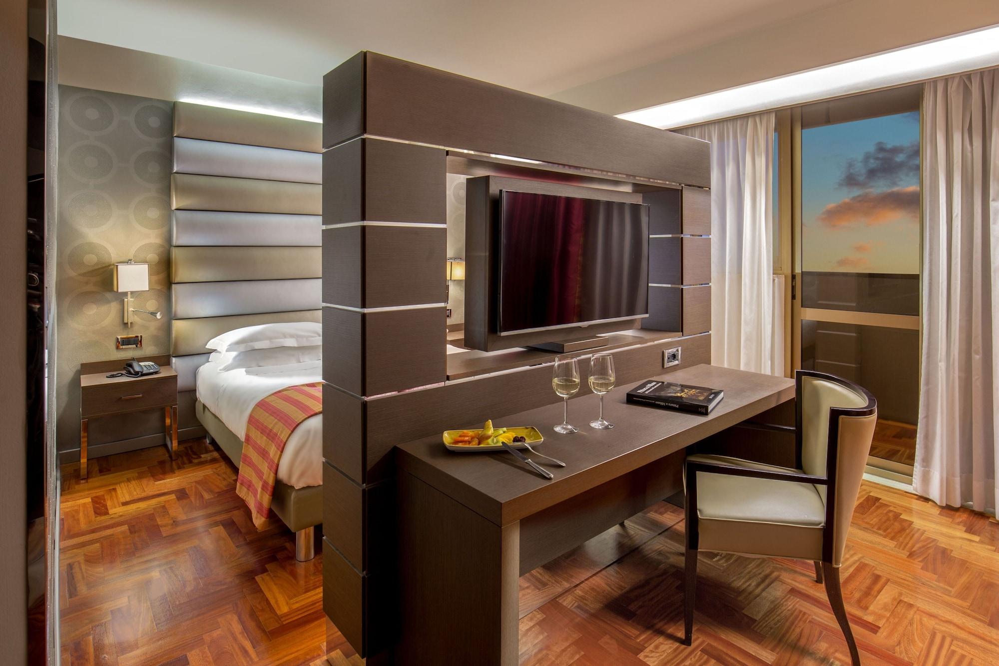 Enea Hotel Pomezia Kültér fotó