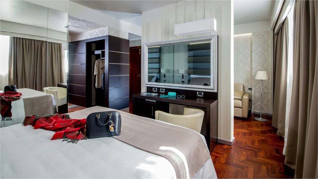 Enea Hotel Pomezia Kültér fotó