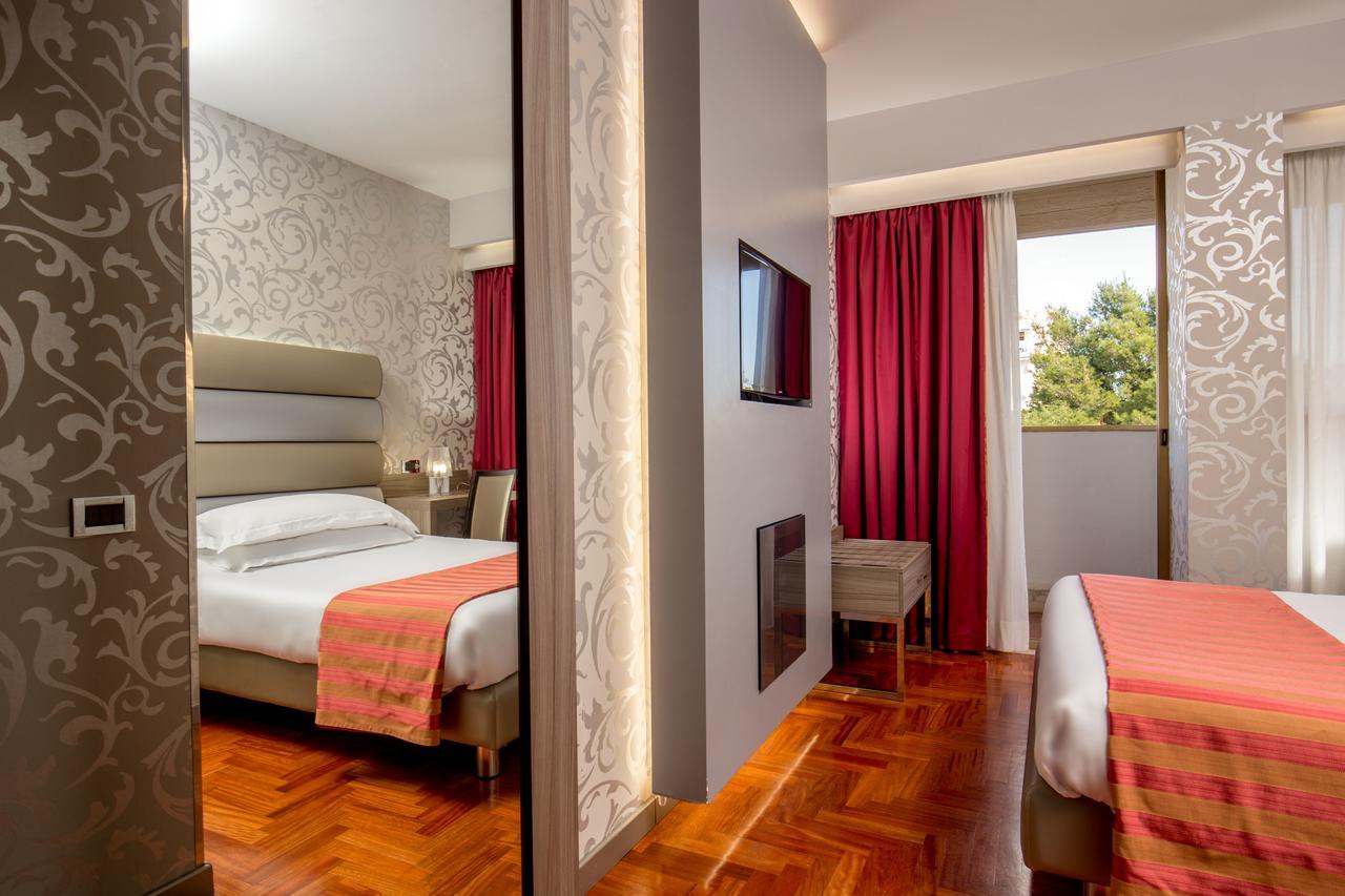 Enea Hotel Pomezia Kültér fotó
