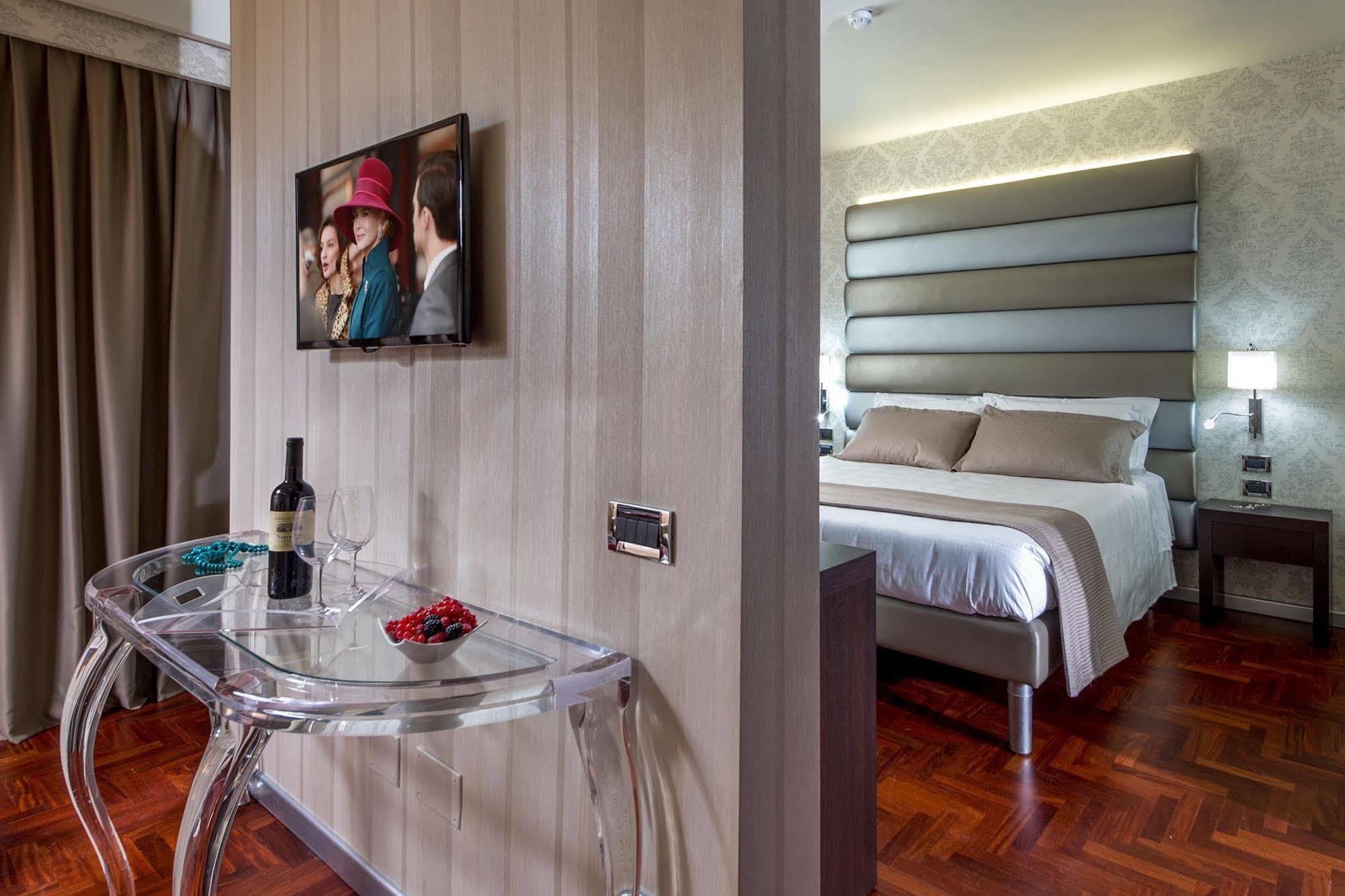 Enea Hotel Pomezia Kültér fotó